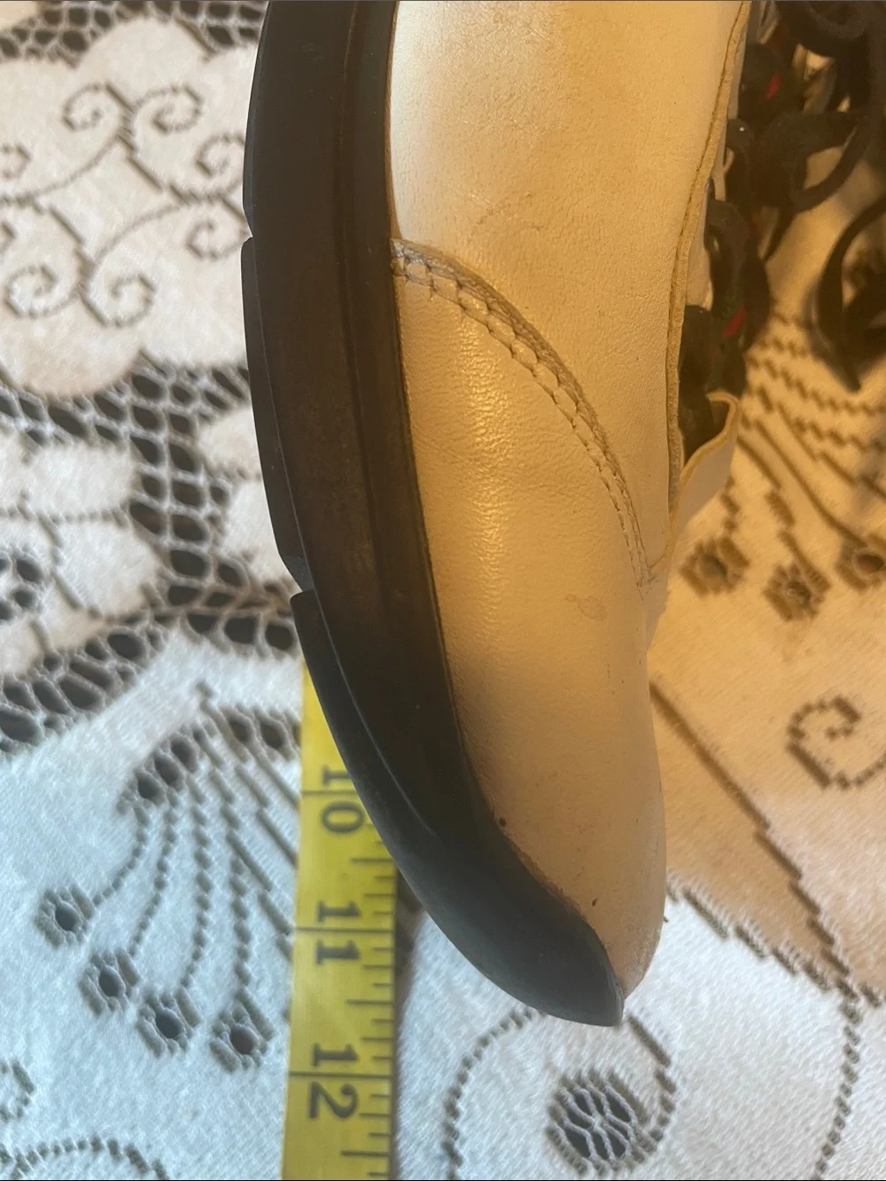 Gucci Vintage Unisex White Leather Lace-Up Sneakers Black Trim Signature Web